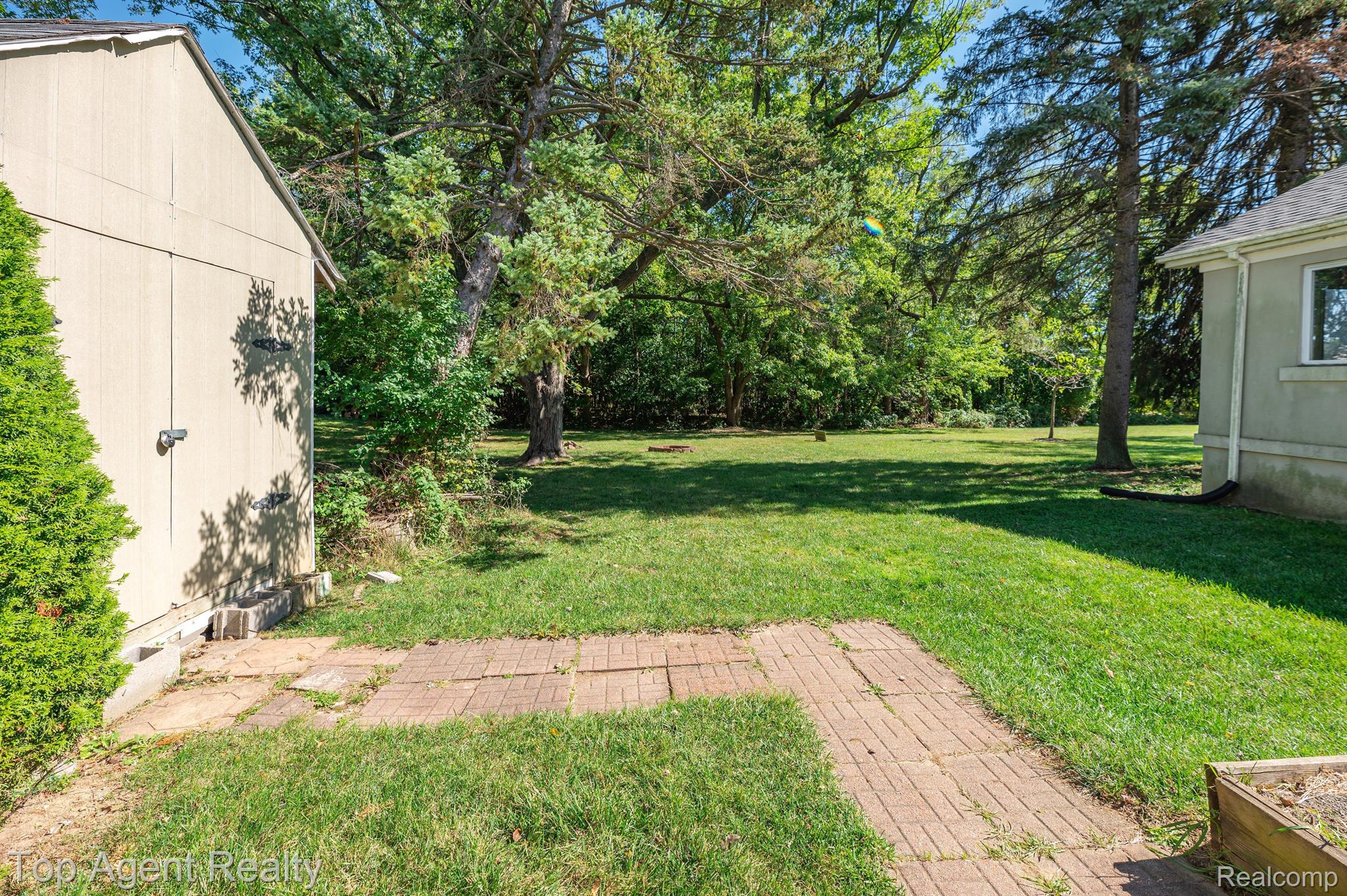 110 Wabash Road Rochester, MI 48307 - Photo 29 of 35 Gallery Image 29