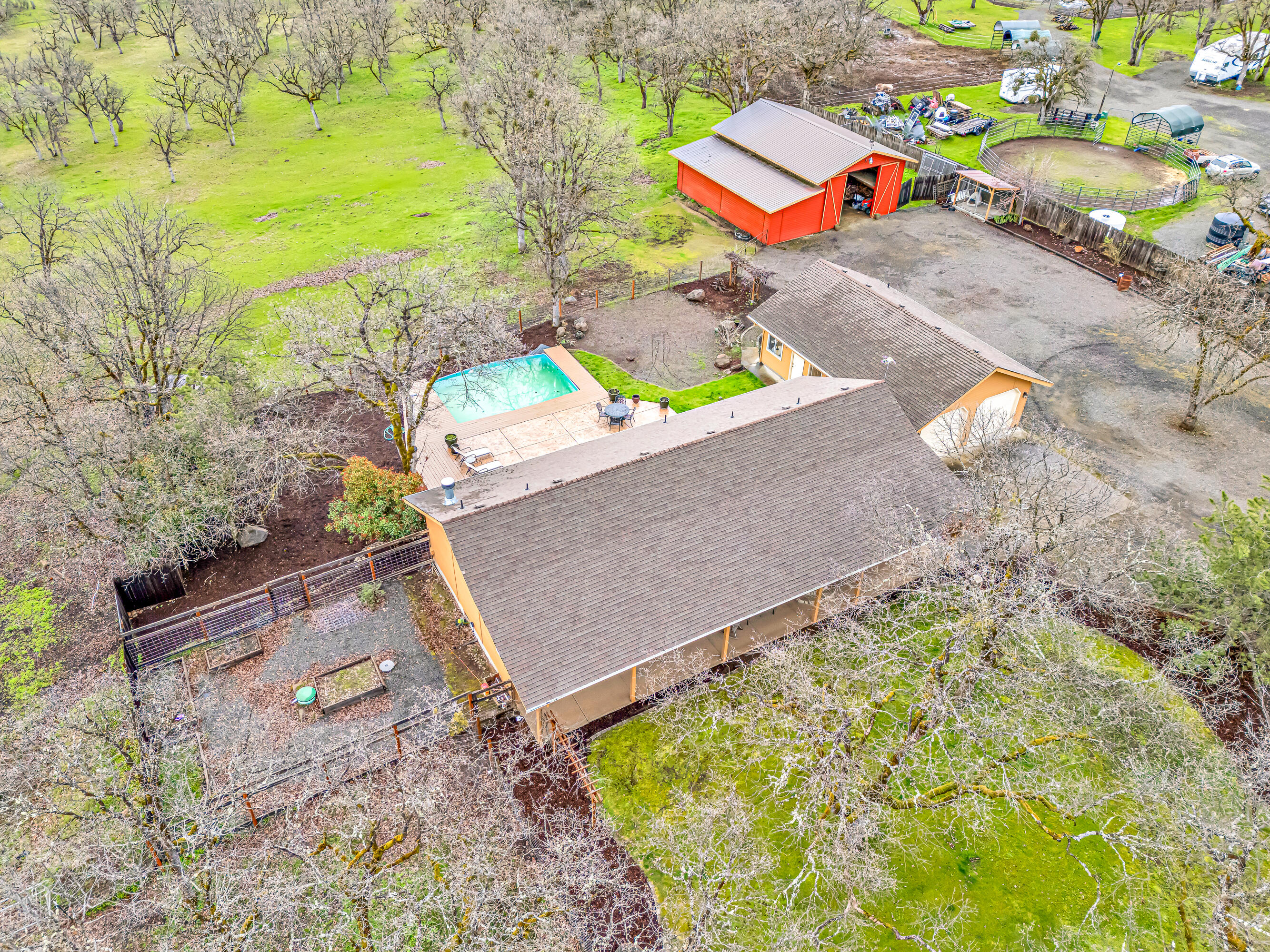 446 Ayres Road Eagle Point, OR 97524 - Photo 53 of 59 53
