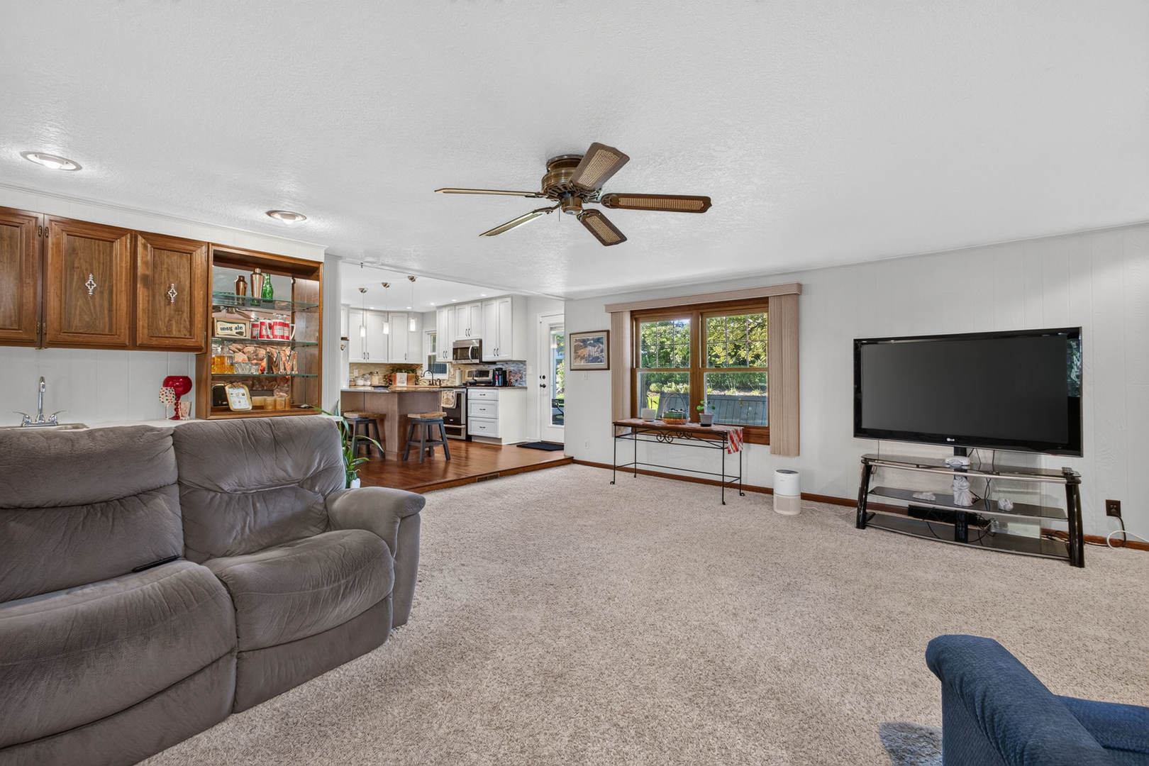 5079 Coachman Road Bettendorf, IA 52722 - Photo 13 of 41 Gallery Image 13
