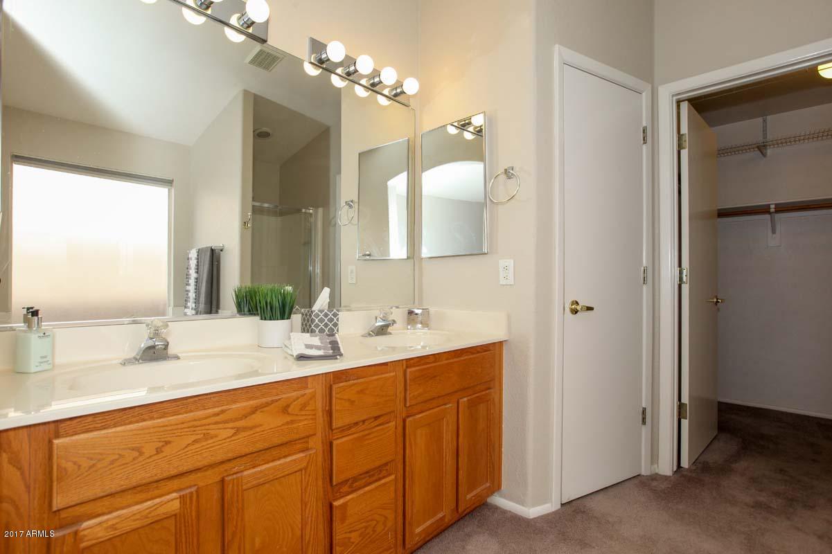 271 East Nunneley Road Gilbert, AZ 85296 - Photo 18 of 29 Master Bath