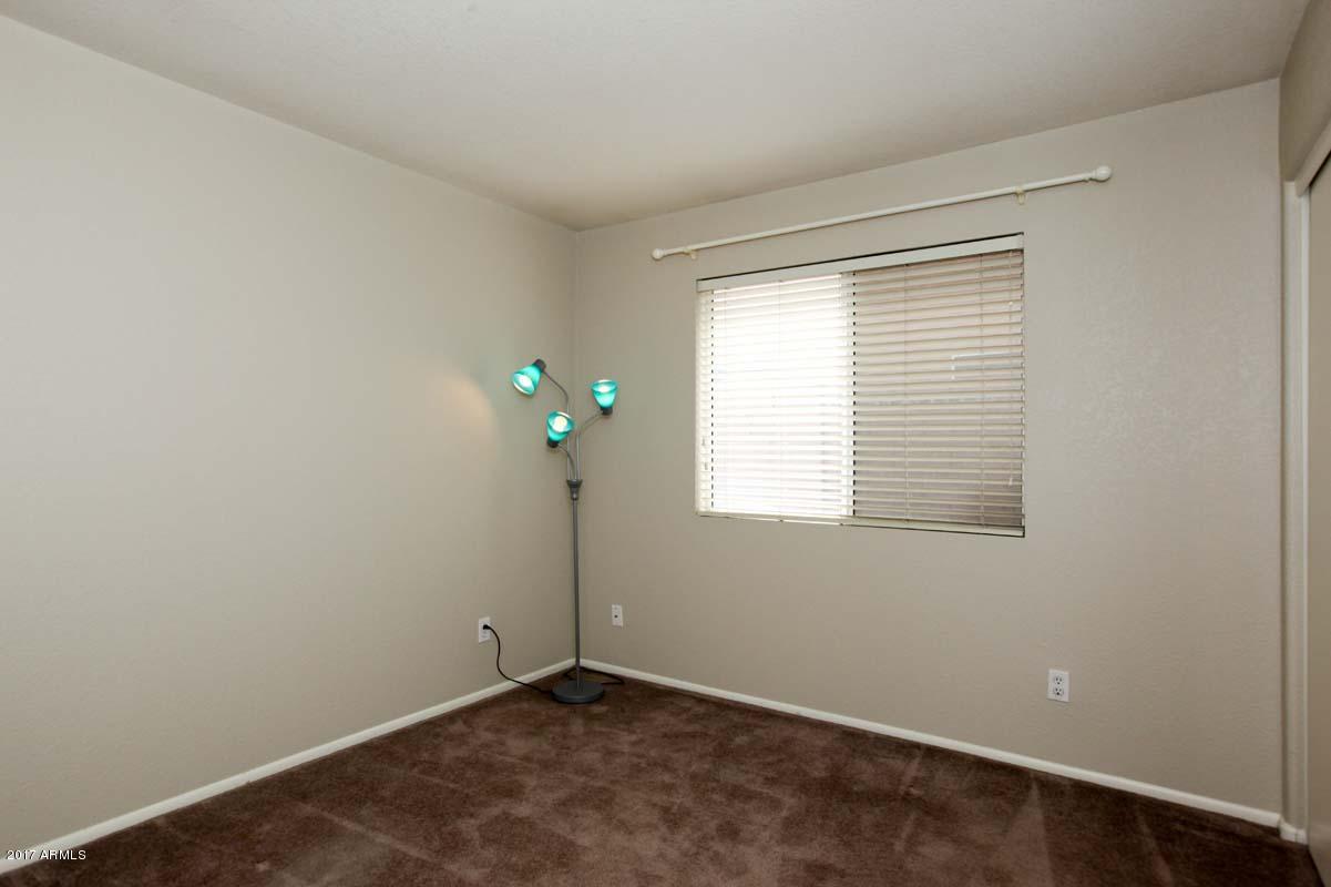 271 East Nunneley Road Gilbert, AZ 85296 - Photo 23 of 29 3rd Bedroom