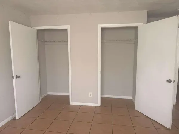 $2,200 | 314 Douglass Avenue, Unit 318, West Palm Beach, FL 33401
