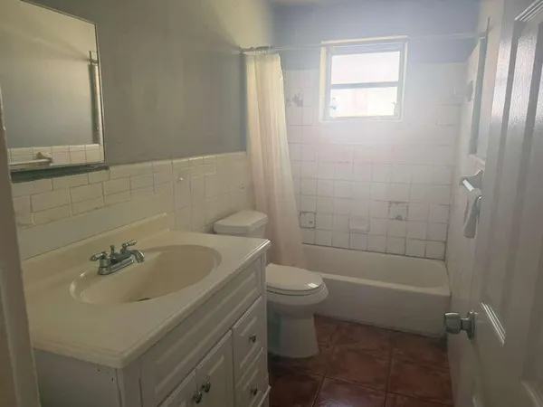 $2,200 | 314 Douglass Avenue, Unit 318, West Palm Beach, FL 33401