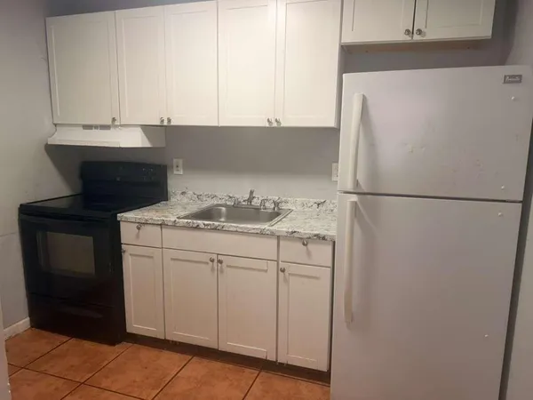 $2,200 | 314 Douglass Avenue, Unit 318, West Palm Beach, FL 33401