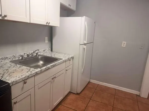 $2,200 | 314 Douglass Avenue, Unit 318, West Palm Beach, FL 33401