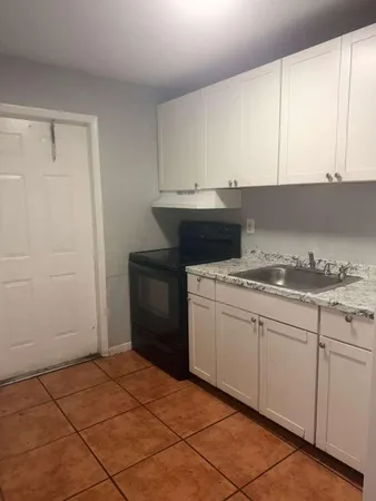 $2,200 | 314 Douglass Avenue, Unit 318, West Palm Beach, FL 33401