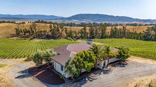 $3,595,000 | 6513 Lakeville Highway, Petaluma, CA 94954