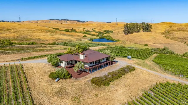$3,595,000 | 6513 Lakeville Highway, Petaluma, CA 94954