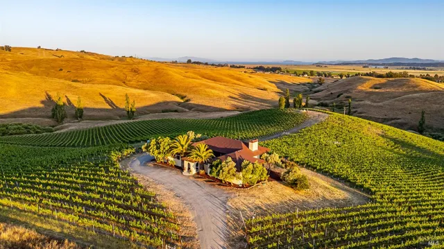 $3,595,000 | 6513 Lakeville Highway, Petaluma, CA 94954
