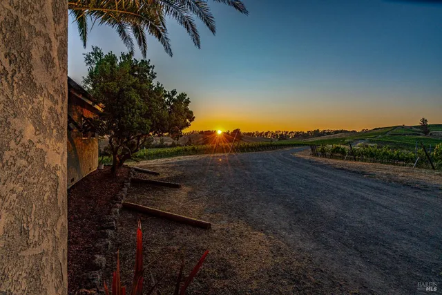 $3,595,000 | 6513 Lakeville Highway, Petaluma, CA 94954