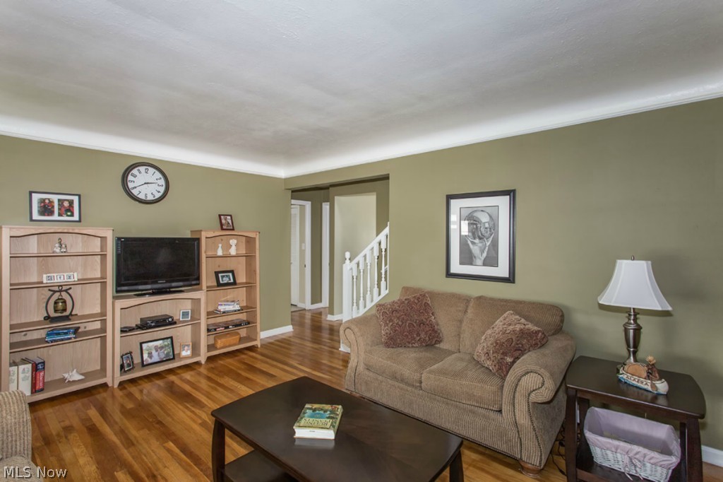 10815 Windham Road Parma, OH 44130 - Photo 4 of 22