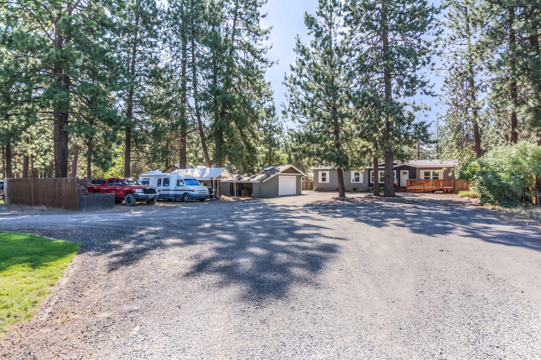 19407 Apache Road Bend, OR 97702 - Photo 3 of 35 Apache Rd 19407 Web (6 of 45)