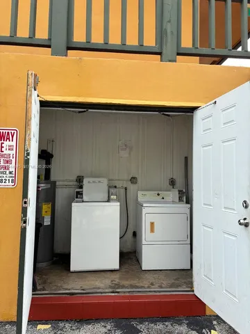 $1,550 | 1702 McKinley Street, Unit 6, Hollywood, FL 33020