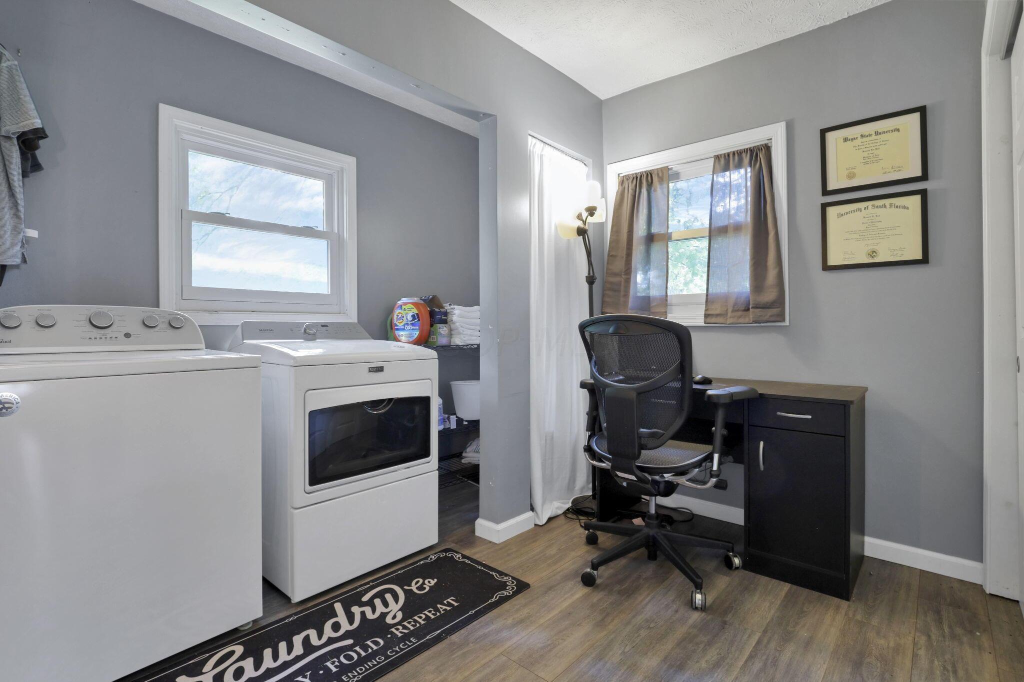 930 Hibbs Road Grove City, OH 43123 - Photo 25 of 45 3rd bedroom/office