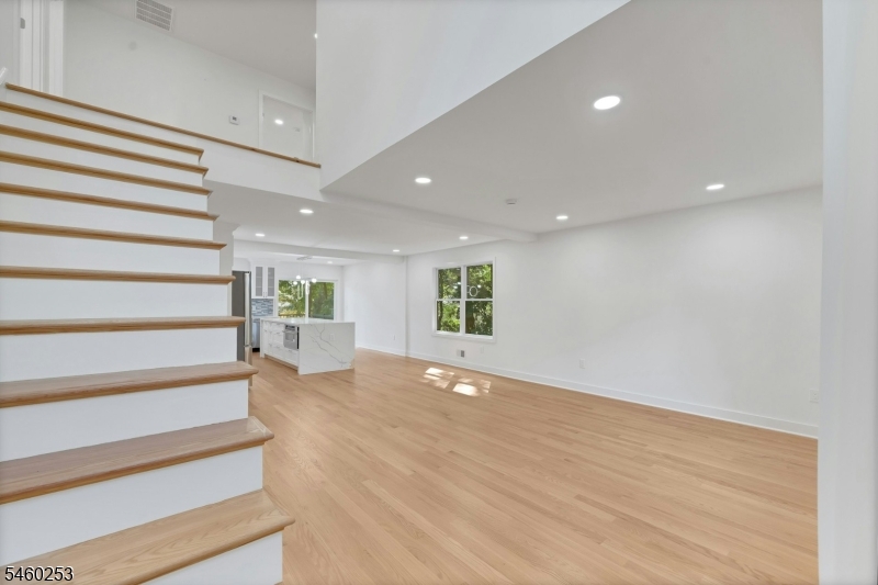 39 Woodcrest Road Boonton, NJ 07005 - Photo 7 of 41 Gallery Image 7