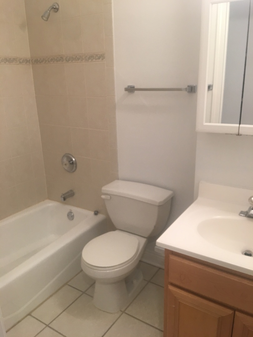 Undisclosed Address Chicago, IL 60610 - Photo 13 of 18