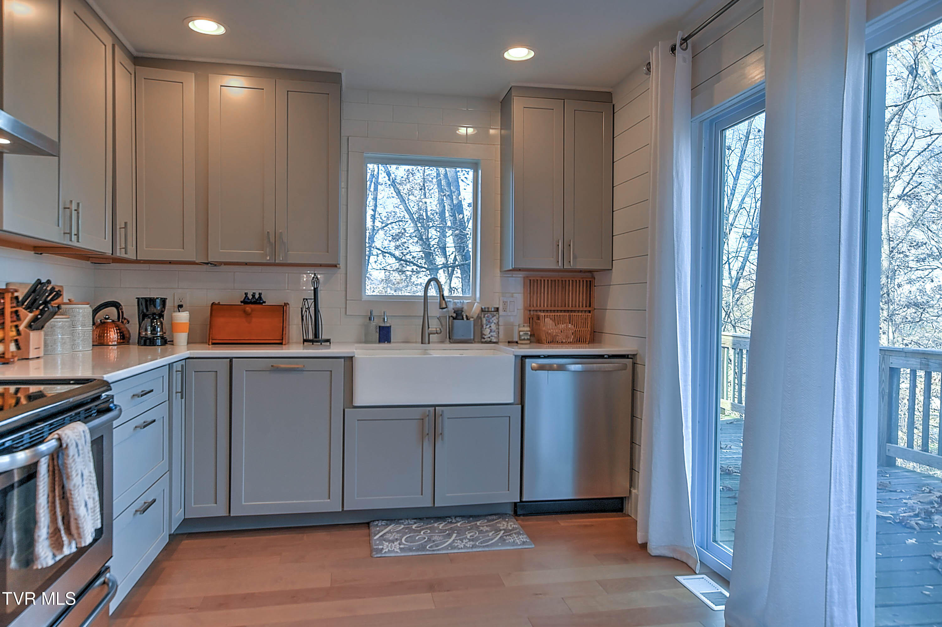 376 Highland Road Jonesborough, TN 37659 - Photo 15 of 53 013-Highland-17