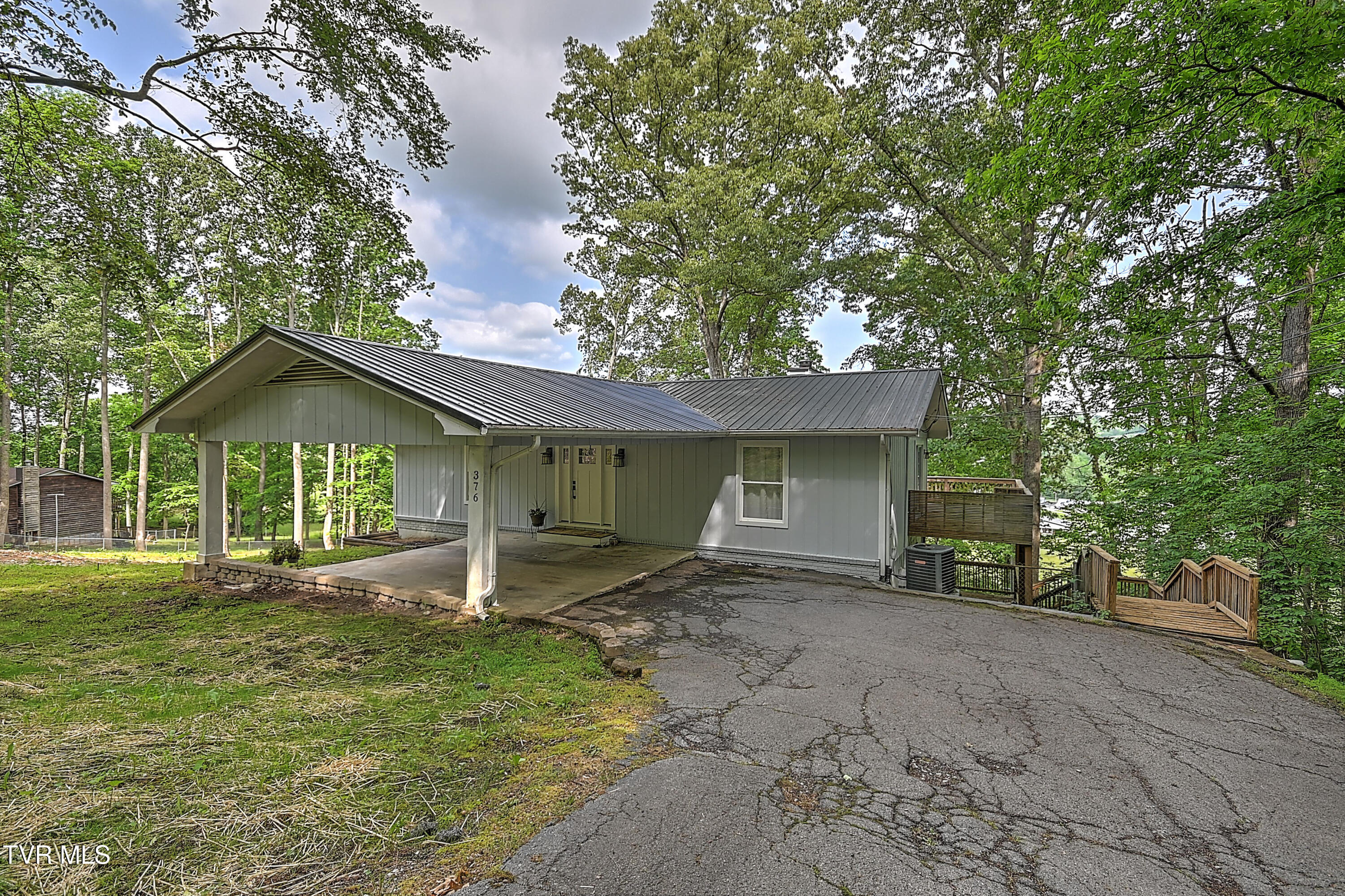 376 Highland Road Jonesborough, TN 37659 - Photo 48 of 53 376 Highland Rd exterior_Garrett-7