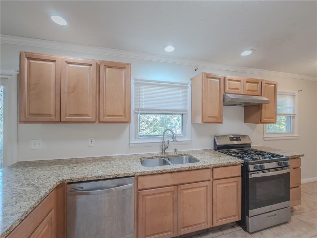 2428 Pine Springs Court Decatur, GA 30034 - Photo 12 of 42