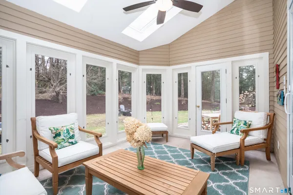 $980,000 | 17 Stillwood Chase, Simsbury, CT 06089