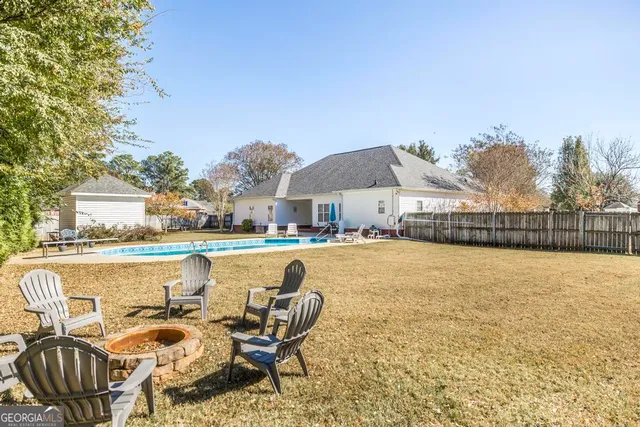 $375,000 | 403 Wiltshire Court, Warner Robins, GA 31088