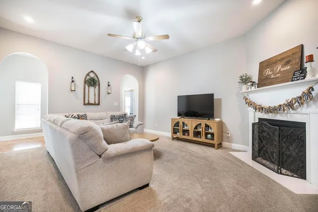 $375,000 | 403 Wiltshire Court, Warner Robins, GA 31088