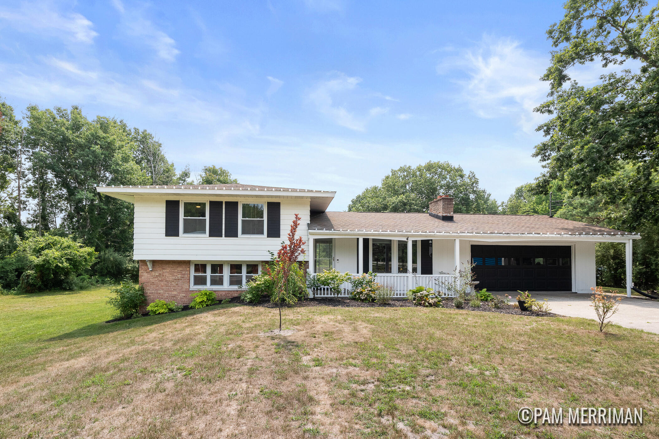 14788 Leonard Street Spring Lake, MI 49456 - Photo 1 of 36 14788 Leonard St_23