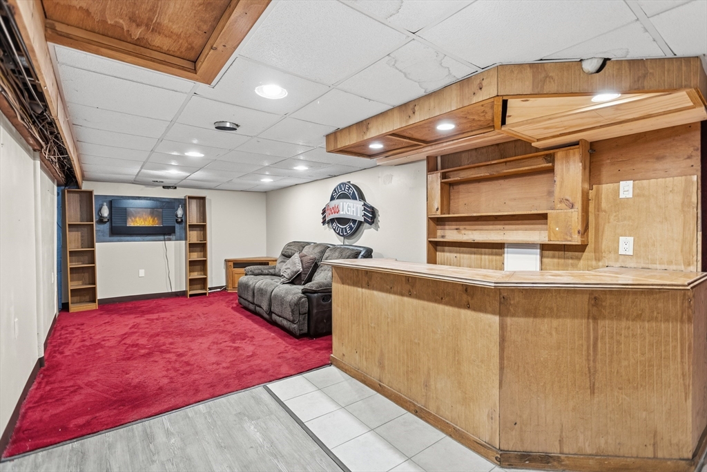 215 Donohue Road Dracut, MA 01826 - Photo 31 of 40