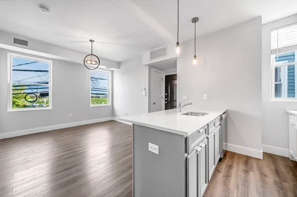 $1,800 | 91 East 21st Street, Unit 1, Bayonne, NJ 07002