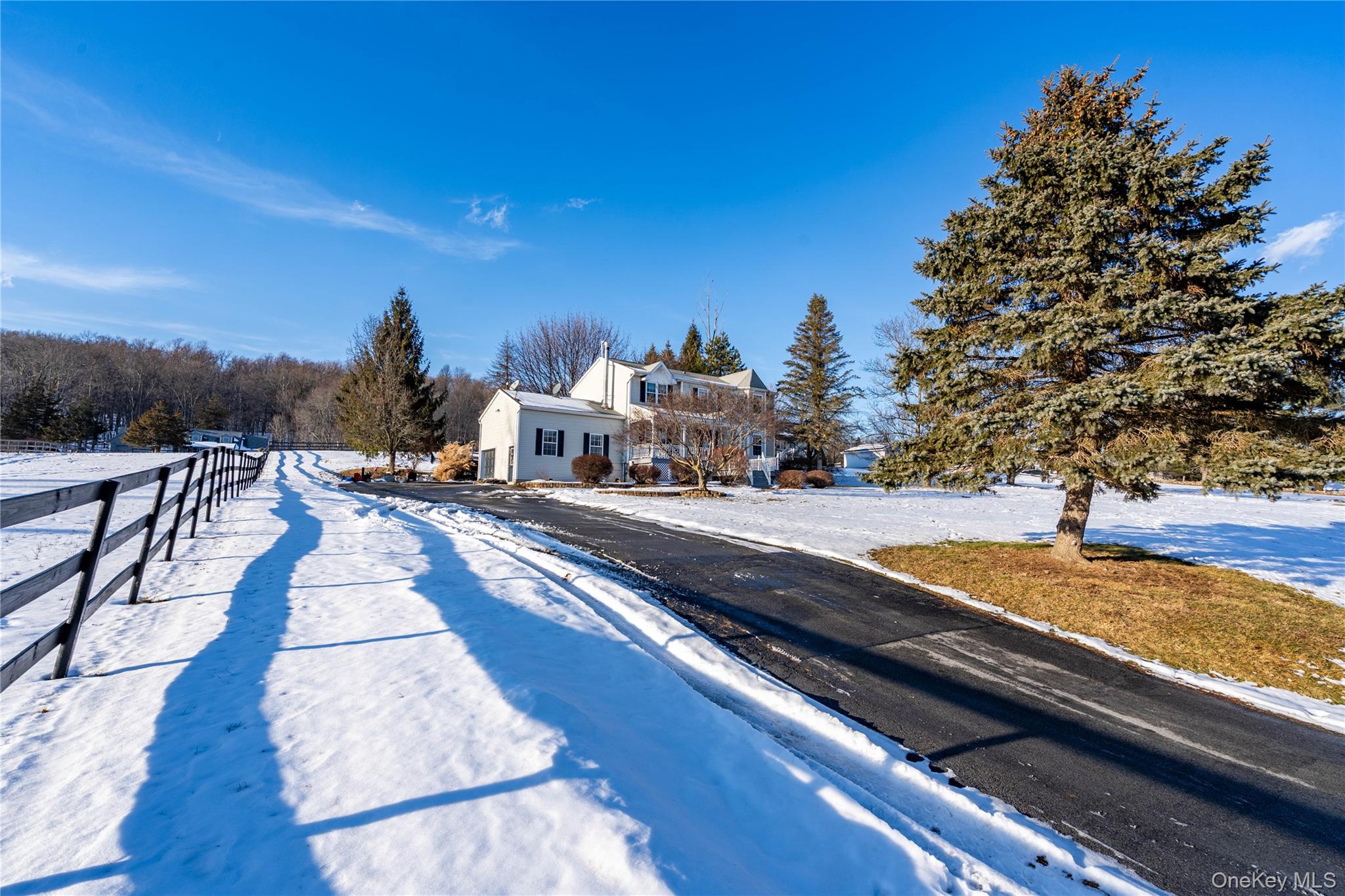 55 Bailey Road New Hampton, NY 10958 - Photo 4 of 50