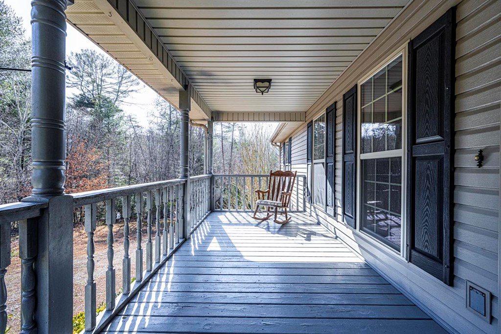 220 Yellowbird Trail Blue Ridge, GA 30513 - Photo 9 of 57 Gallery Image 9