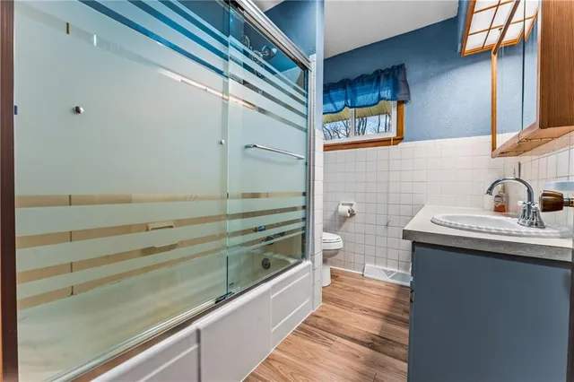 $469,000 | 679 Latonka Drive, Mercer, PA 16137