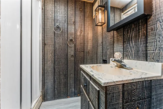 $469,000 | 679 Latonka Drive, Mercer, PA 16137