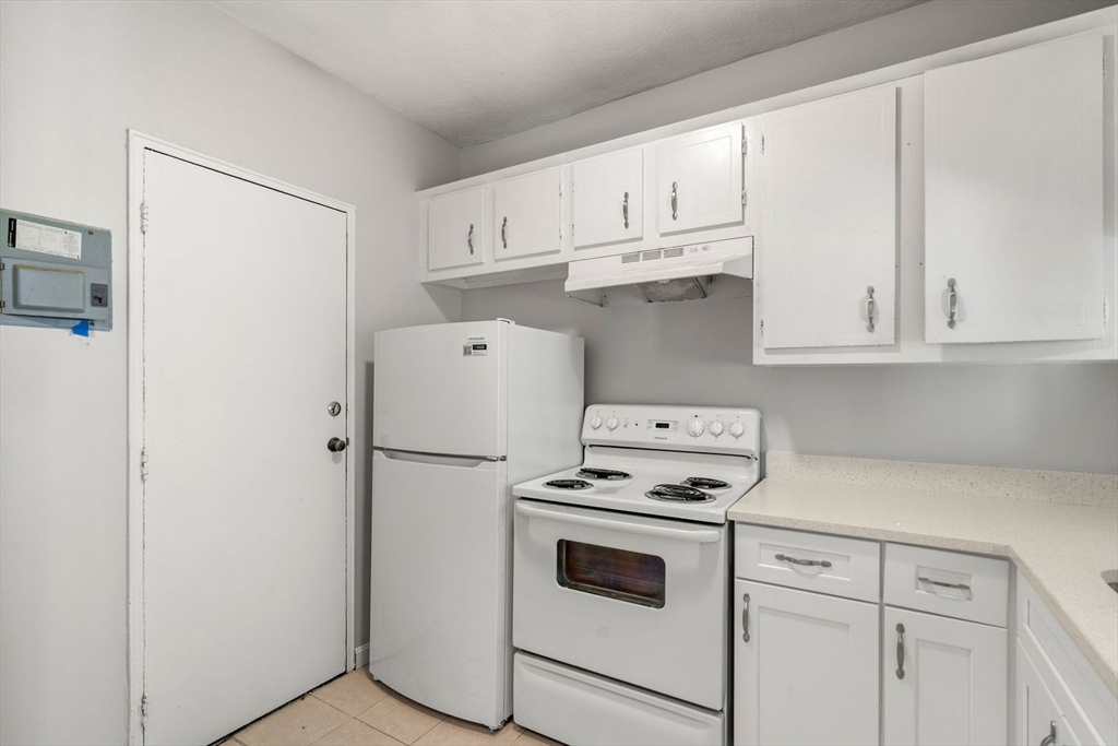 5 Beaver Park Road, Unit 6 Framingham, MA 01702 - Photo 1 of 6