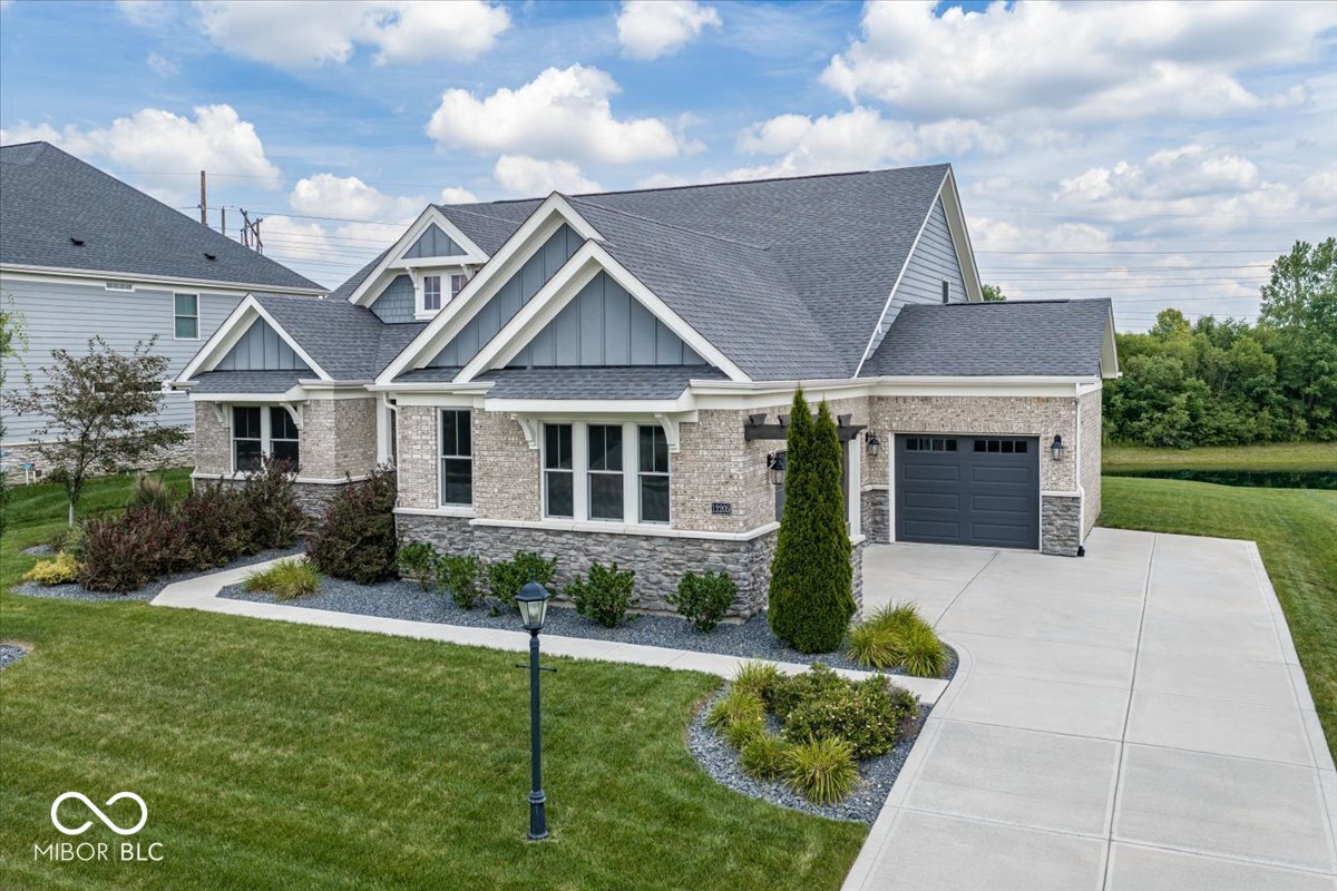 12205 Hidden Point Ct. Fishers, IN 46037 - Photo 3 of 50
