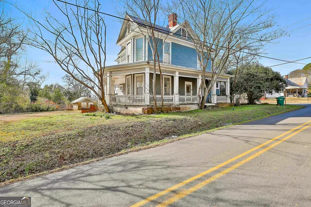a view of a large building with a outdoor space