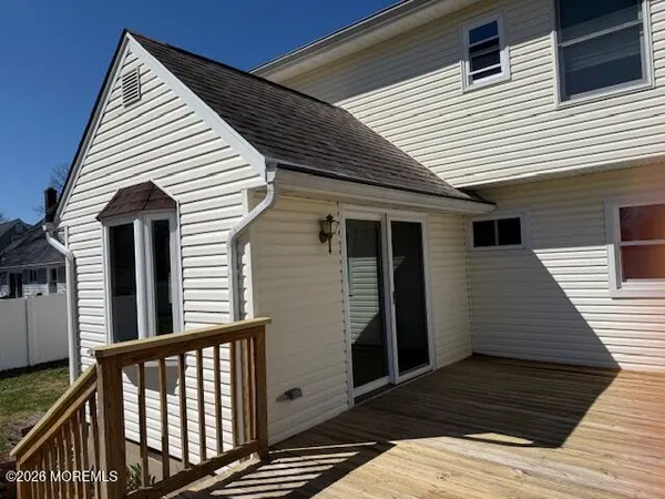 $688,888 | 27 Runyon Avenue, Freehold, NJ 07728
