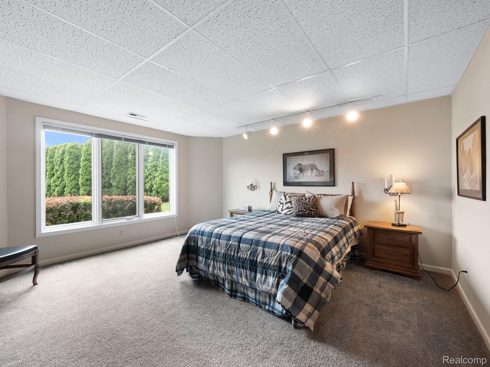 259 Pine Tree Road Lake Orion, MI 48362 - Photo 43 of 46 Gallery Image 43