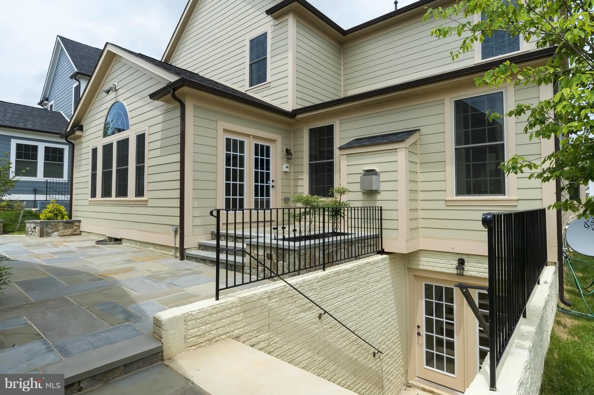 7733 Elmwood Road Fulton, MD 20759 - Photo 29 of 30 a view of a house with a balcony