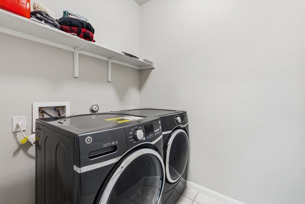 6517 Ranchito Drive Austin, TX 78744 - Photo 32 of 36 Laundry room located downstairs for easy access