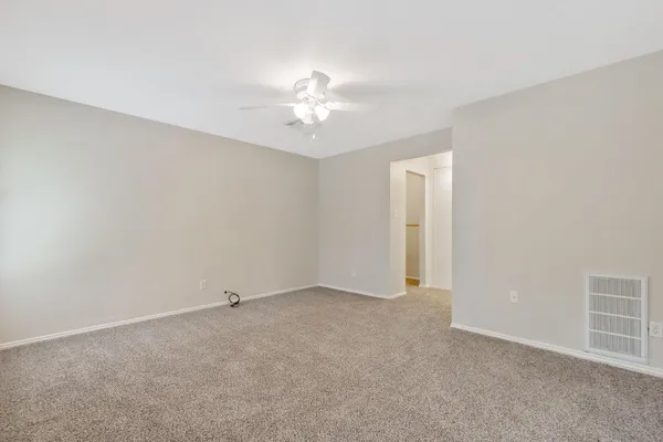 $1,850 | 32 Marabou Place, The Woodlands, TX 77380