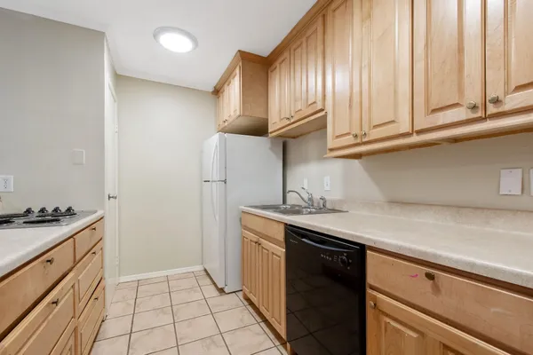 $1,850 | 32 Marabou Place, The Woodlands, TX 77380