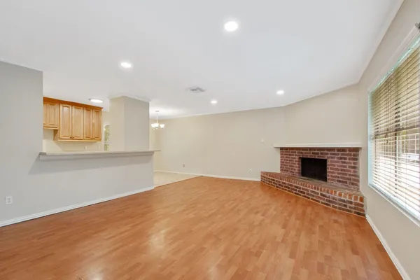 $1,850 | 32 Marabou Place, The Woodlands, TX 77380