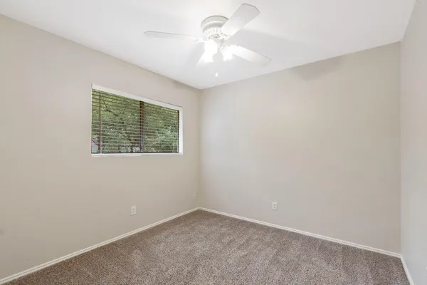 $1,850 | 32 Marabou Place, The Woodlands, TX 77380