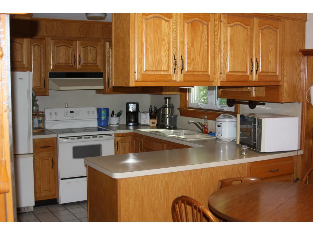 4 Butler Street Salem, NH 03079 - Photo 5 of 8