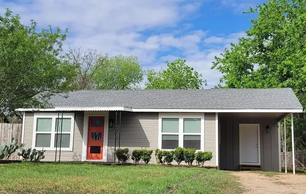 $359,500 | 505 Lbj Drive, Johnson City, TX 78636