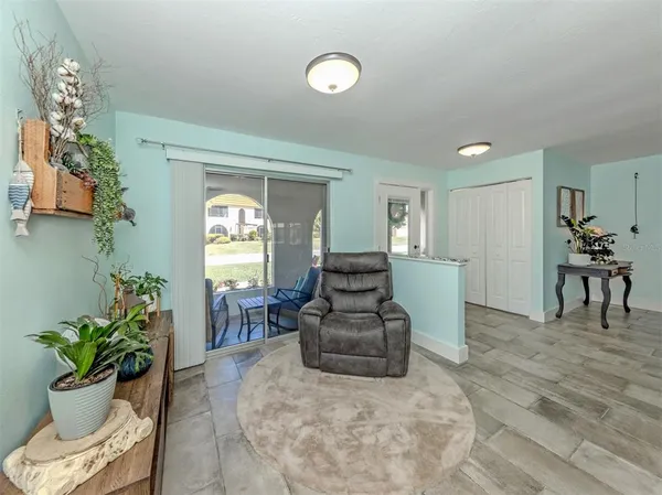$280,000 | 511 Rubens Drive, Unit 511, Nokomis, FL 34275