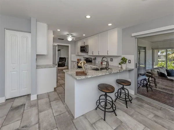 $280,000 | 511 Rubens Drive, Unit 511, Nokomis, FL 34275