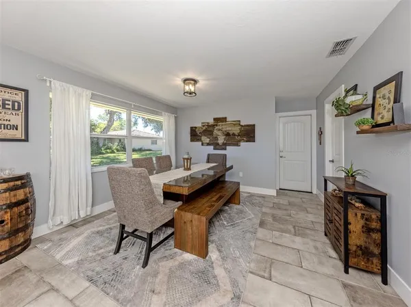 $280,000 | 511 Rubens Drive, Unit 511, Nokomis, FL 34275