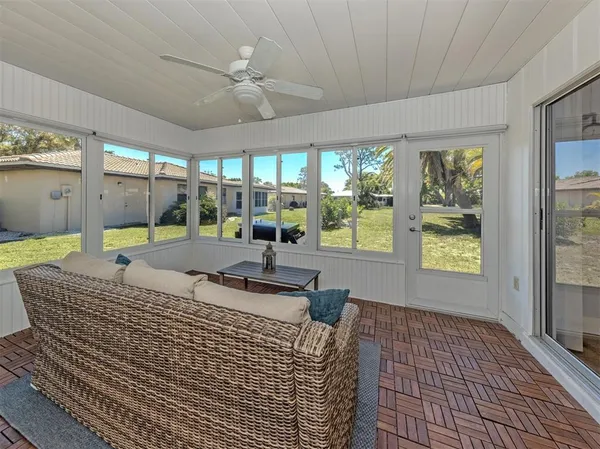$280,000 | 511 Rubens Drive, Unit 511, Nokomis, FL 34275